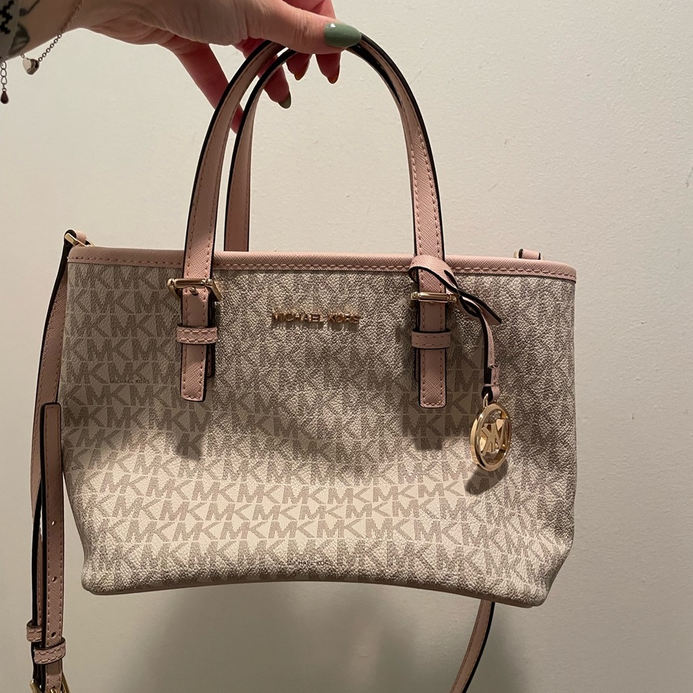 Michael Kors small crossbody purse